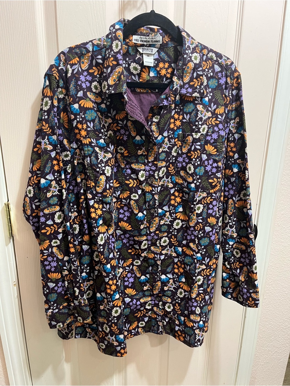 Duluth floral button up shirt